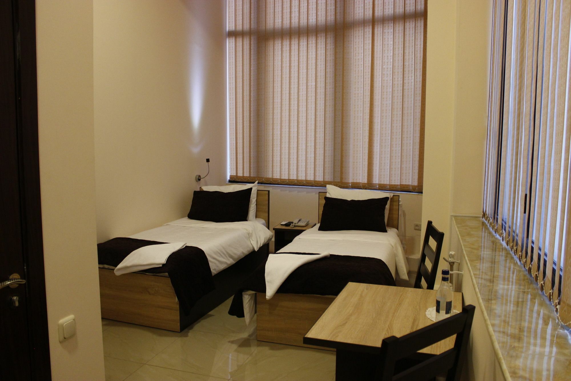 Comfort Hostel Ереван Экстерьер фото
